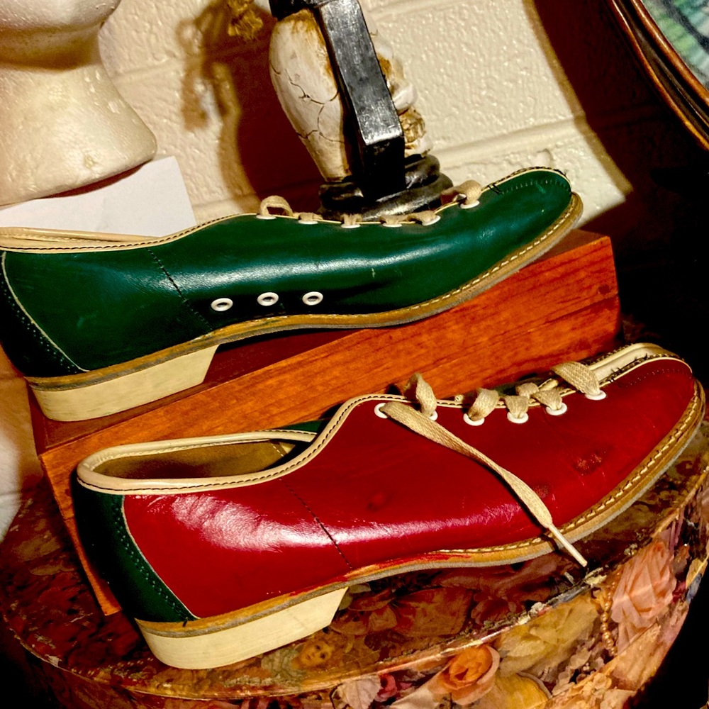 VTG Bowling Shoes. Size 8 in Women’s
